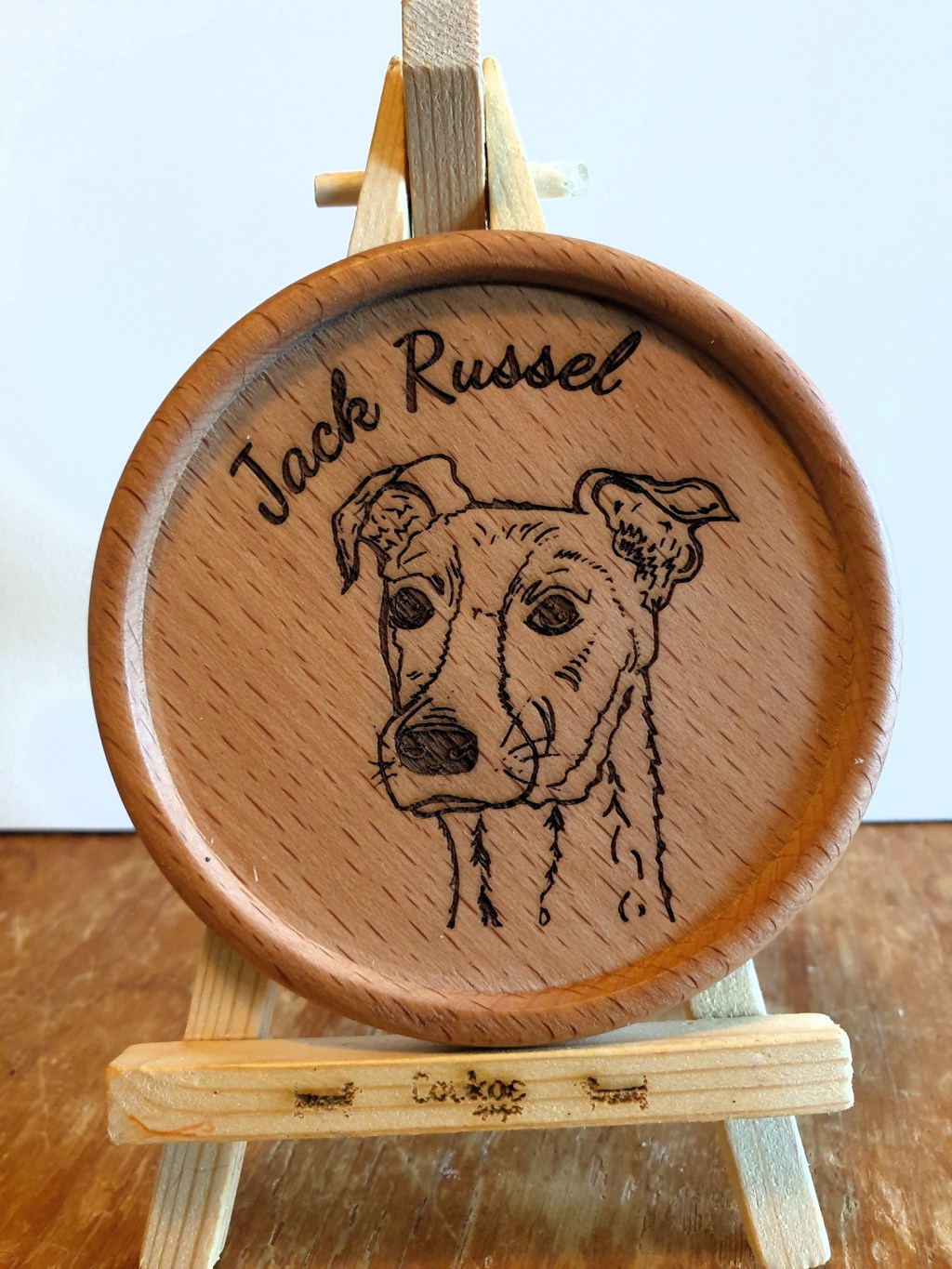 Houten onderzetters met hondenrassen: Een persoonlijk project uit liefde voor&nbsp;honden