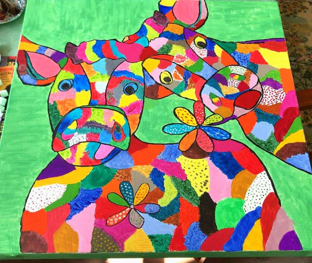 In onze rol als artistiek begeleiders faciliteren we niet alleen het schilderproces, maar zorgen we ook voor een inspirerende ervaring. Tijdens onze schildercursussen in het prachtige Bourgogne genieten cursisten van creatieve expressie, een gezellig fotohoekje en heerlijke lokale hapjes en drankjes, terwijl we samen kunst maken en verhalen delen.